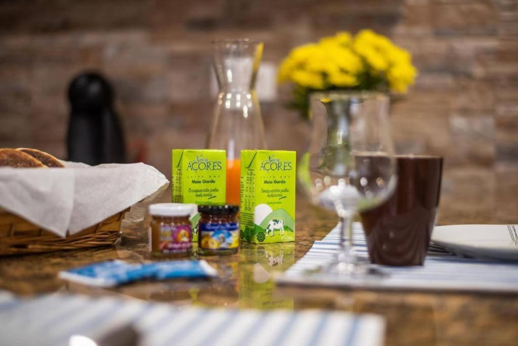 Casa Das Capelas - Perfect For Families 蓬塔德尔加达 外观 照片