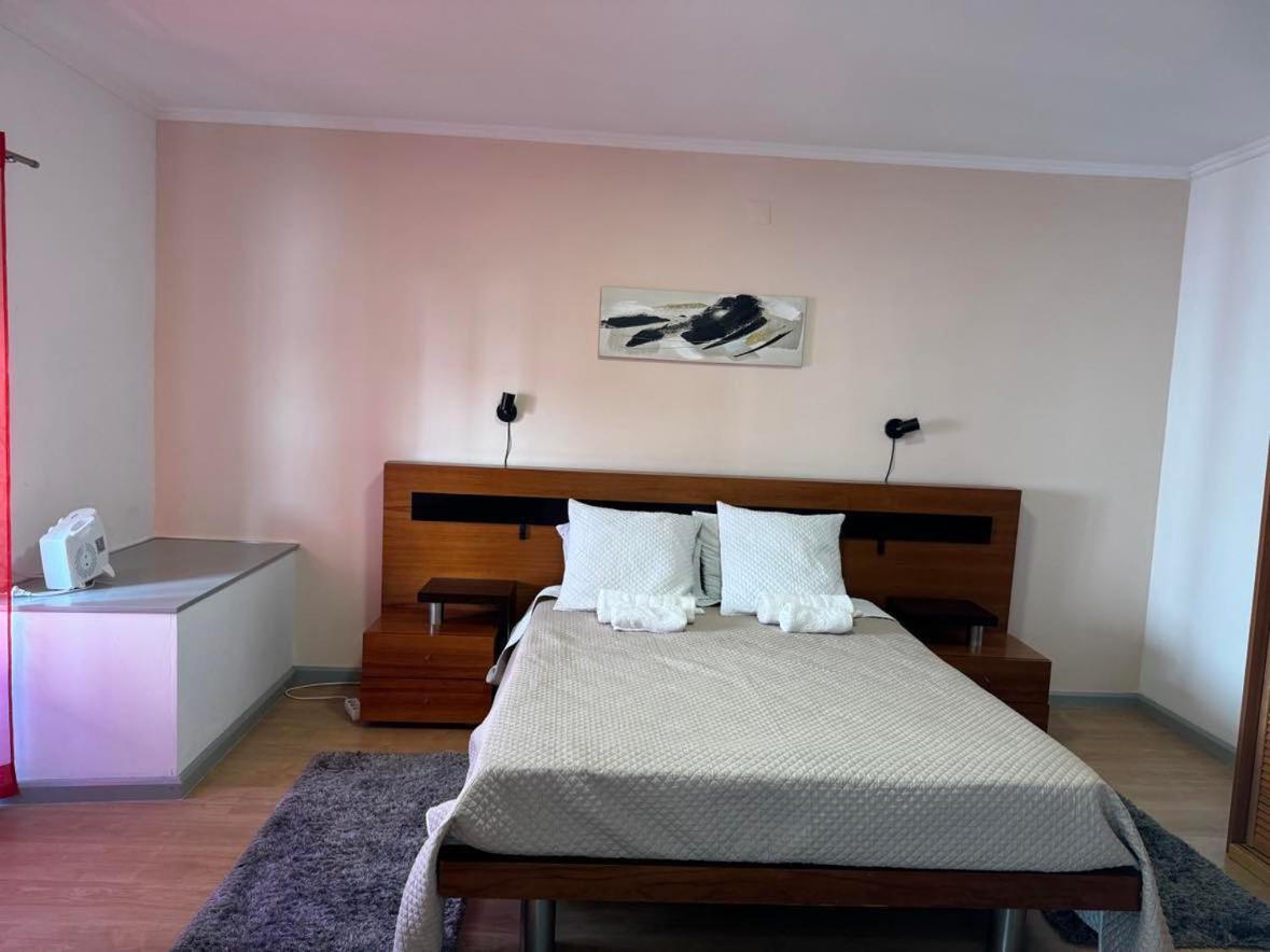 Casa Das Capelas - Perfect For Families 蓬塔德尔加达 外观 照片